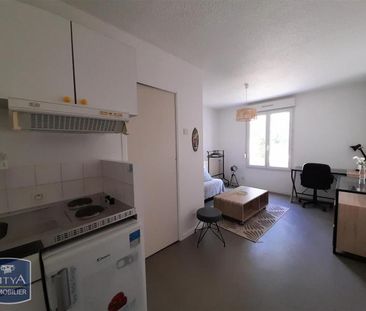 Location Appartement 1 pièce 17m² LAVAL 53000 - Photo 6