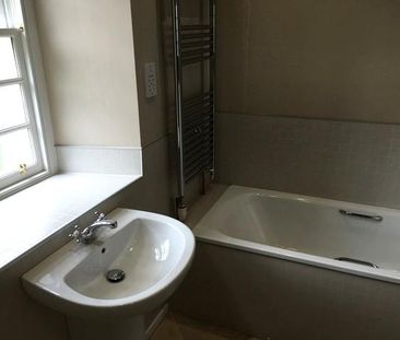 2 bedroom cottage to rent - Photo 3