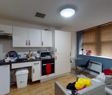 Studio to rent - Photo 1