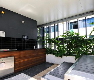 Modern Unfurnished Apartment in the Heart of Fortitude Valley from ... - Photo 5