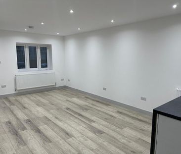 2 bedroom detached house to rent - Photo 1