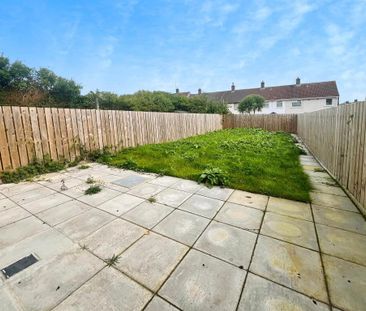 16 Benmore Drive, Belfast, BT10 0DQ - Photo 2