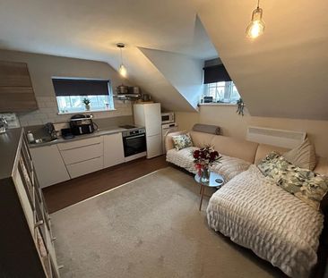 The Village, Kidderminster, Chaddesley Corbett - Photo 3