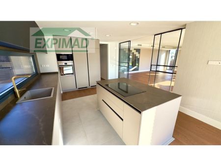 5 room luxury House for rent in Las Rozas de Madrid, Autonomous Region of Madrid - Photo 4