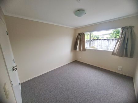 Discover this tidy two-bedroom, single-bathroom home nestled in one of Frankton’s most sought-after areas. - Photo 2