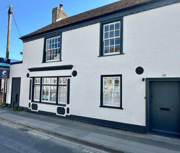 3 bedroom semi-detached house to rent - Photo 1