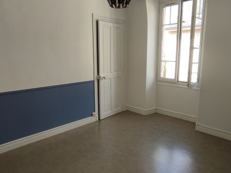 Location Appartement 1 pièce 30m² REIMS 51100 - Photo 4