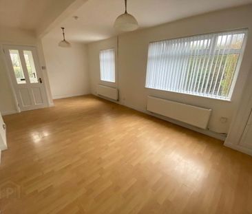 4 Downshire Park Central, Belfast, BT6 9JN - Photo 1