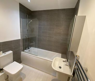 1 bedroom flat to rent - Photo 6