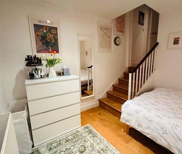 2 Bed Flat, St. Stephens Avenue, W12 - Photo 5