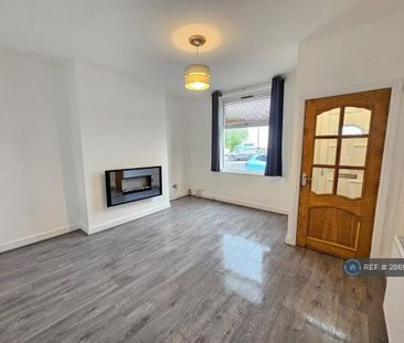 2 bedroom terraced house to rent - Photo 2