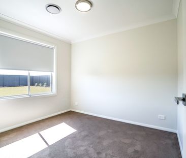 Modern Family Home Located In Southlakes - Photo 3