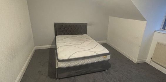 Room in a Shared House, East Park Road, LE5 - Photo 3