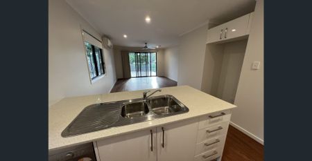 Granny flat plus Pool!! - Photo 4