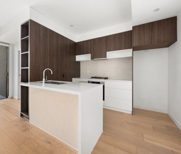 Modern 2 Bedroom Apartment in Sought After Block - Rear of Block Po... - Photo 2
