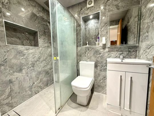 2 bedroom ground floor flat to rent - Photo 1