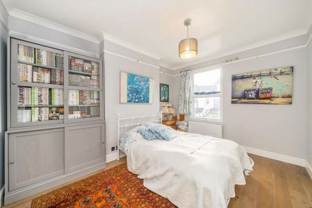 3 bedroom terraced house to rent - Photo 5
