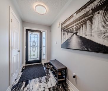 For Lease - 28 Versailles Crescent, Barrie, Ontario - Photo 4