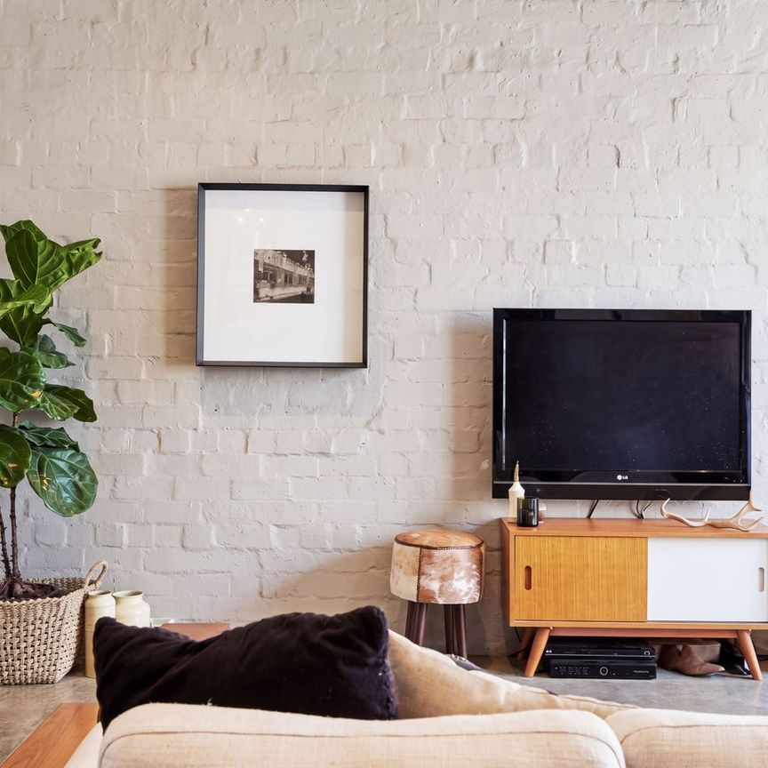 Charming Two-Bedroom Terrace in the Heart of Chippendale! - Photo 1