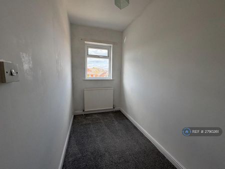 2 bedroom terraced house to rent - Photo 3