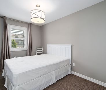 For Lease - 35 Silver Glen Boulevard, Collingwood, Ontario - Photo 1