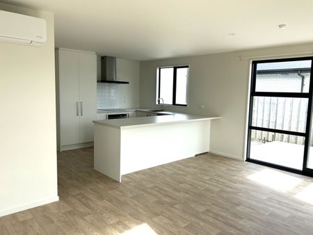 New Two Bedroom Apartments - Photo 4