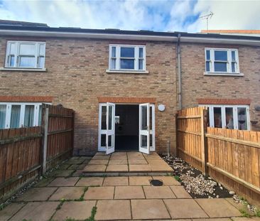 11 Cedar Court, Littleport - Photo 3