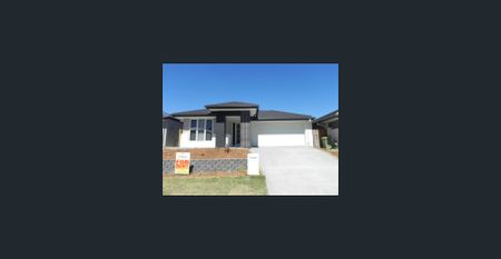 MODERN 4 BEDROOM HOUSE IN ORMEAU HILLS - Photo 5