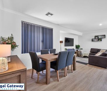 146A Lyon Road, AUBIN GROVE WA 6164 - Photo 3