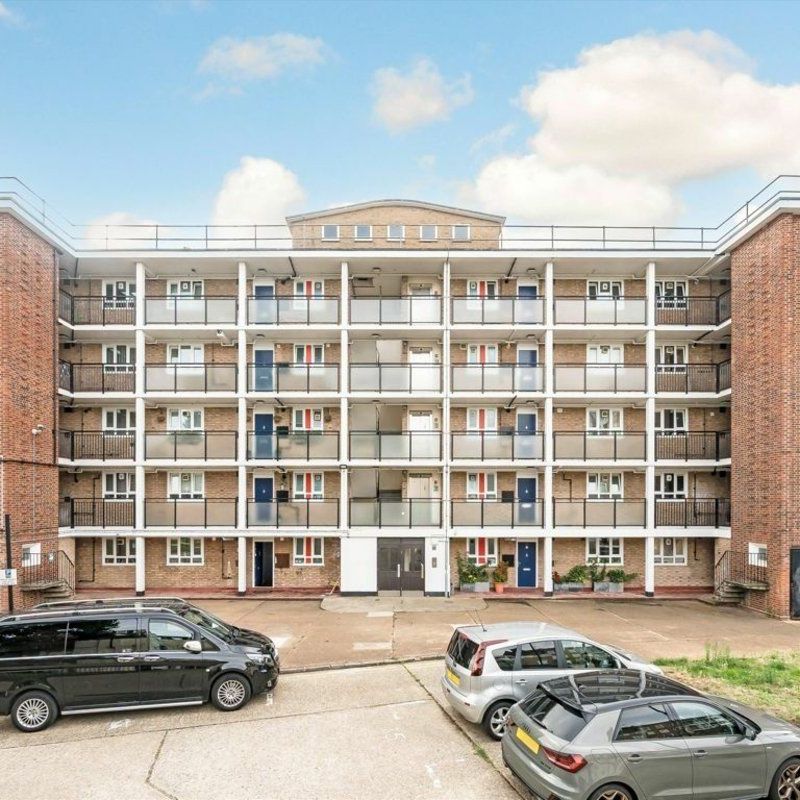 Barclay Close, Fulham, SW6 - Photo 1