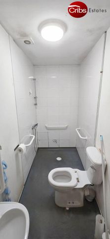20 bedroom flat share to rent - Photo 3