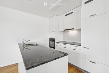 Moderne 3.5-Zimmer-Neubau-Wohnung direkt beim Bahnhof Kapf - Photo 5
