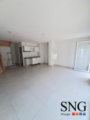 T3 AVEC TERRASSE, JARDIN ET PARKING - Photo 2