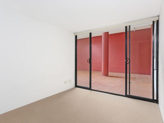 The Heart of Surry Hills | Executive pad with rare indoor/outdoor flow - Photo 1