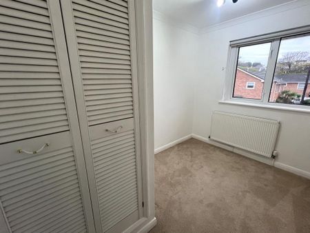 3 bedroom semi-detached house to rent - Photo 4