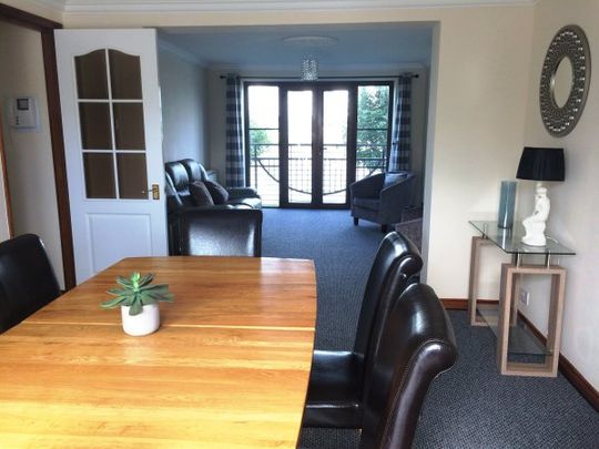 Mavisbank Gardens, Glasgow, G51 - Photo 1