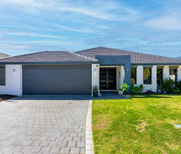 $800 per week including monthly pool maintenance Chemicals at the t... - Photo 6