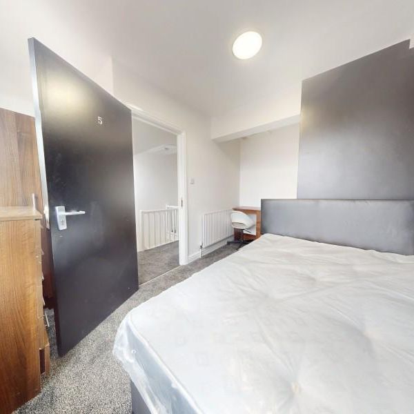 6 bedroom house share to rent - Photo 1