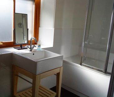 3 bedroom terraced house to rent - Photo 5