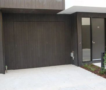 52 Kokoda Place, Mordialloc VIC 3195 - Photo 1
