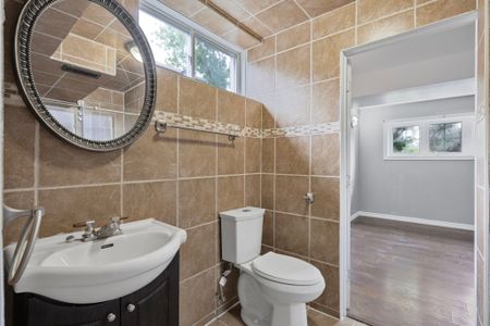 For Lease - 51 Burbank Circle Unit# Basement, Adjala-Tosorontio, Ontario - Photo 2