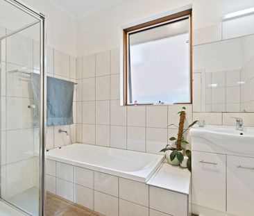 Stylish Family Living in a Premier Brighton East Location - Photo 6