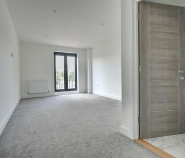 Lombardy House, Governors Walk - Photo 2