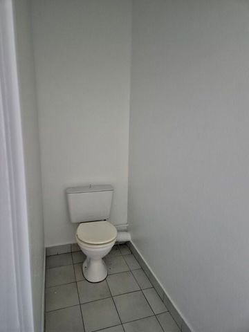 Location Appartement 4 pièces 72m² NANCY 54000 - Photo 5