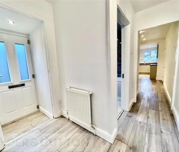 3 bedroom bungalow to rent - Photo 4