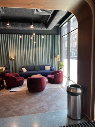 Platinum Ensuite - Photo 1