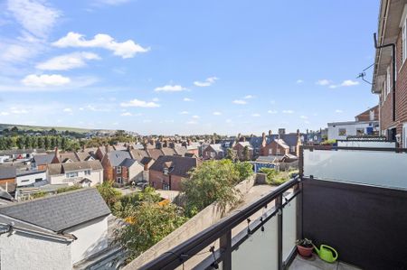 3 bedroom end of terrace house to rent - Photo 5