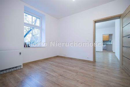 Chorzów, Batory, Plac Nowary - Фото 4