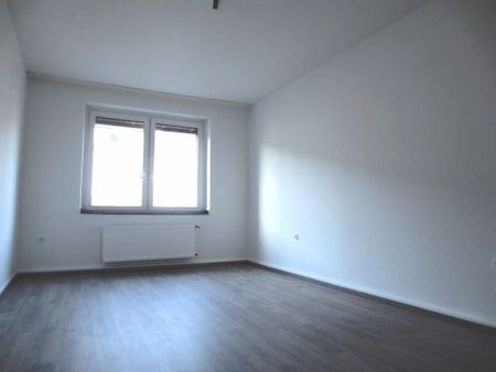 CITYHOUSE: Mitten in der City! Gut geschnittene 2 Zimmer Wohnung mit Balkon. WG geeignet! - Foto 2