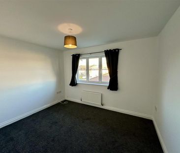 3 bedroom terraced house to rent - Photo 6